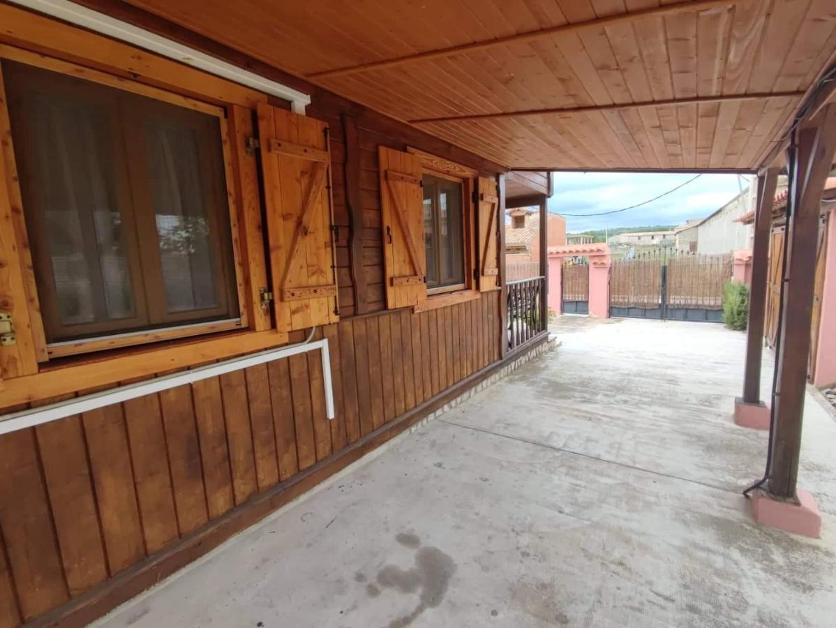 Ferienhaus De Madera Especial Y Acogedora