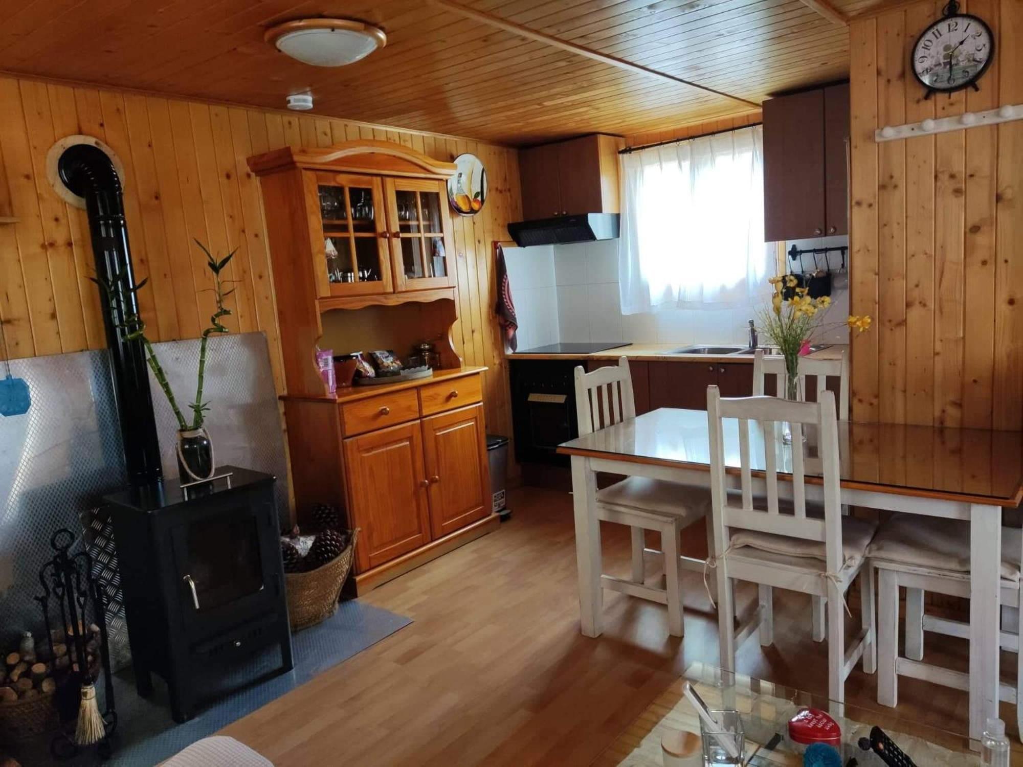 Ferienhaus De Madera Especial Y Acogedora *